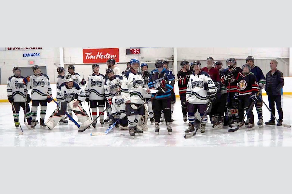 rsz-full-team-cheque-presentation