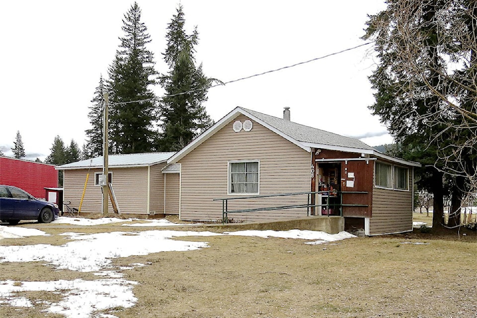 The Hospital Auxiliary’s thrift store in Vavenby has been an important fundraiser for many years.