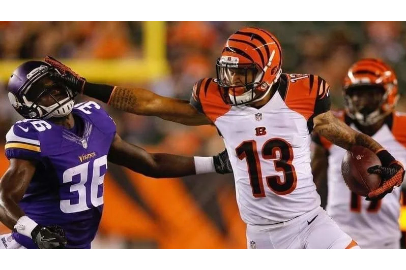 Former pro football player opens B.C. ‘Wide Receiver University’