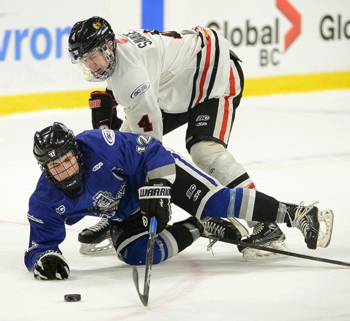 29200surreywHockeyVWHawks2-BJ-Dec11