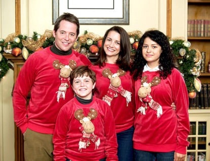 82726cloverdaleMatthew-Broderick-and-Kristin-Davisin-Holiday-sweater-hell-in-the-film-Deck-the-Halls
