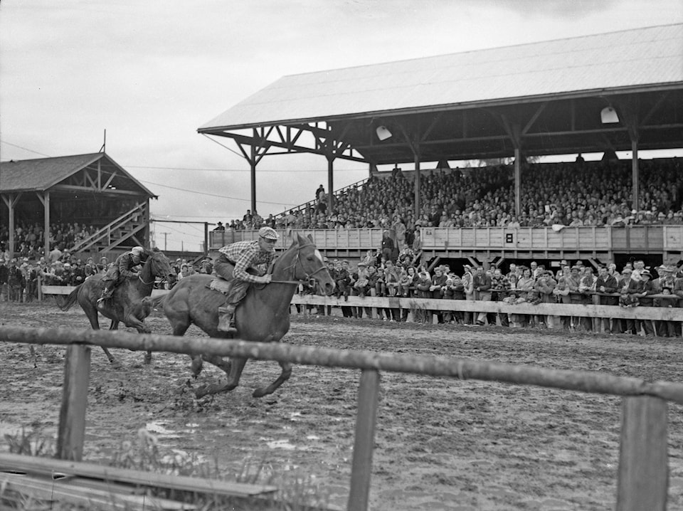 web1_170510-CLR-rodeo-history_2