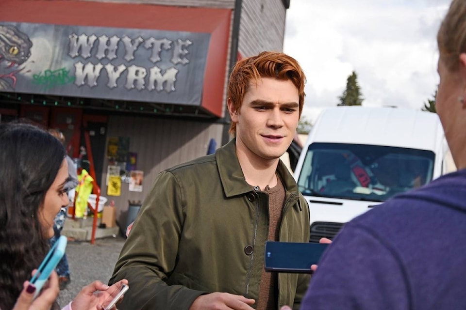 8616026_web1_170919-LAT-M-KJ-Apa--2-