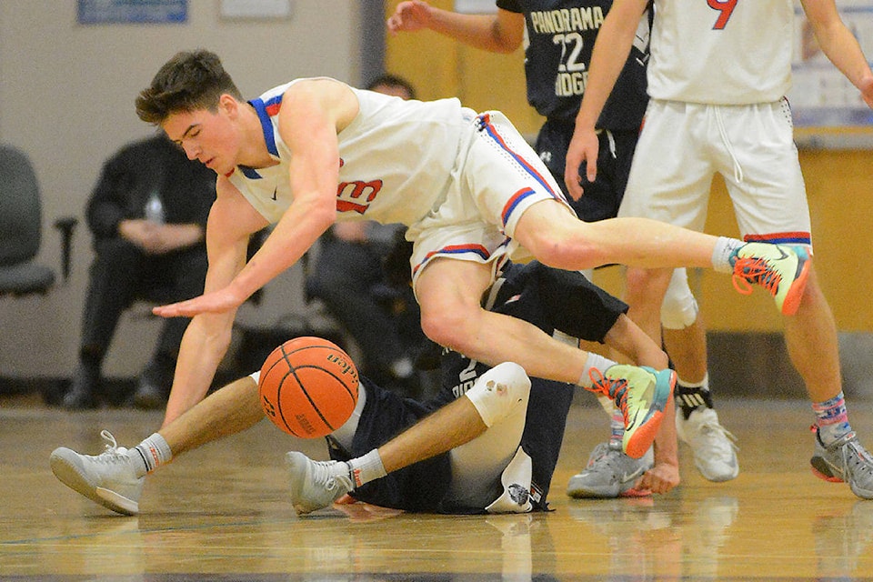 10261718_web1_Basketball-RCMP-Finals-2017