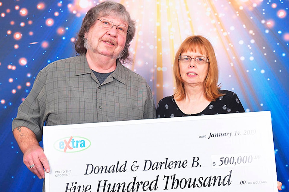 15402992_web1_BUCHOLTZ-Donald--Darlene-Lotto-Max-Extra--500000-Surrey-December-21-2018--11-