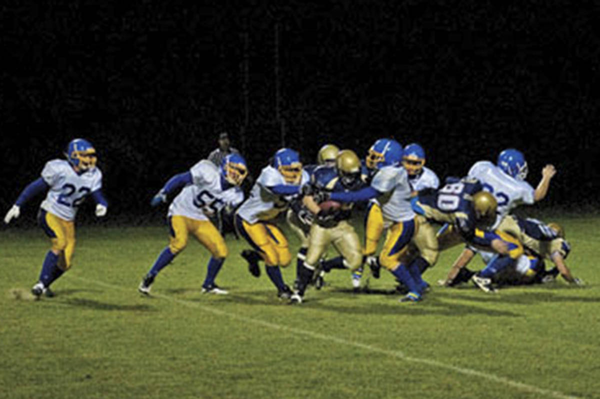 16423211_web1_copy_190417-SAA-gathergood-golds-football