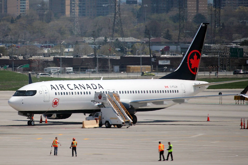 17425854_web1_190313-NBU-Air-Canada-Boeing-737-Max-8-Stock-Photo-by-Nicholas-Pescod-02