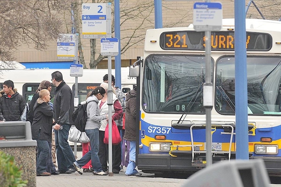 19967703_web1_170822-BPD-M-Transit---bus-stop2-ES