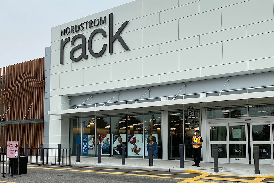 22725169_web1_200915-LAT-Nordstrom-Rack-Langley_1