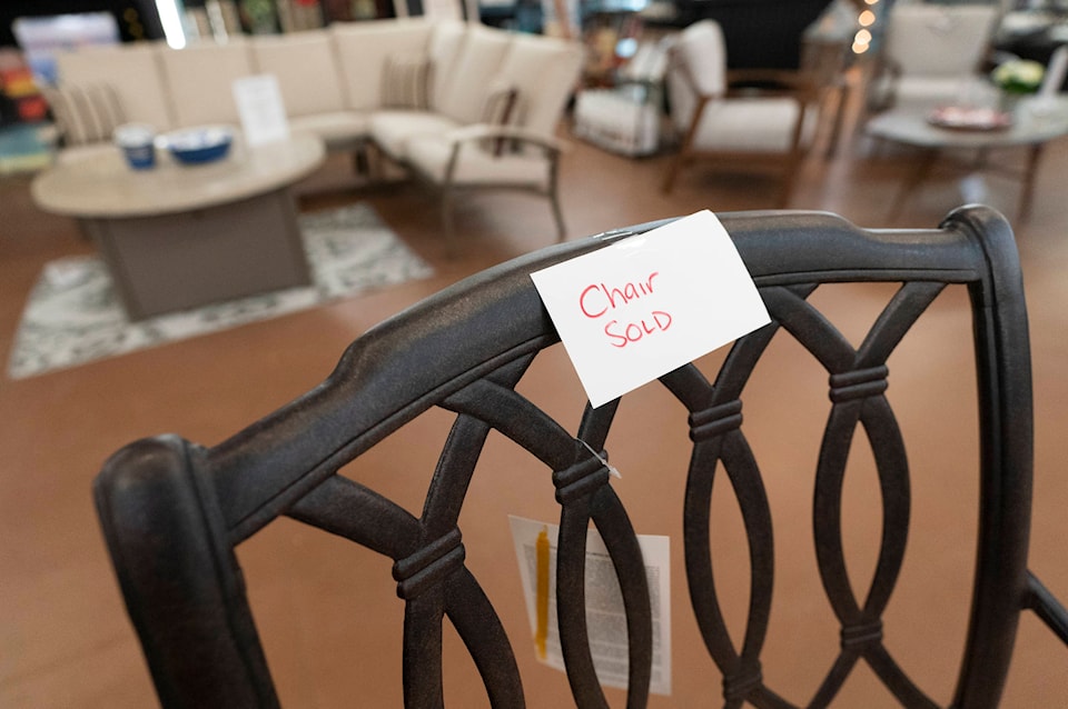 25762498_web1_210708-CPW-Patio-furniture-shortage-chair_1