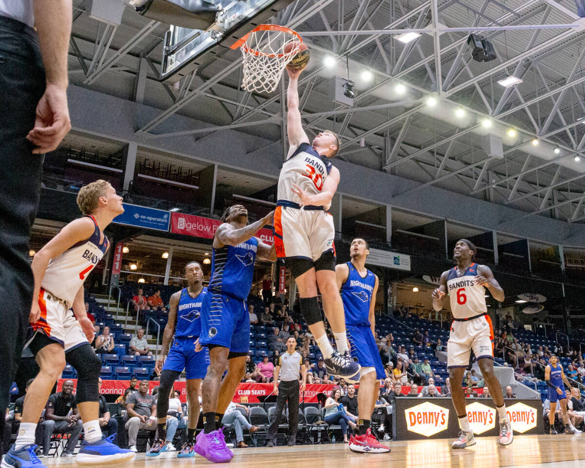 Thomas Kennedy dunked as the Fraser Valley Bandits won their third in a row, a close 90-85 road trip win over the Guelph Nighthawks on Tuesday night, June 21, at the Sleeman Centre in Guelph, Ontario. (CEBL/Special to Langley Advance Times)