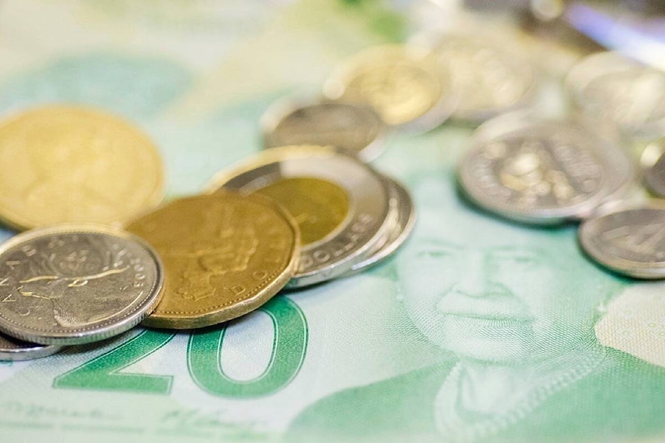 29565044_web1_220630-SUL-SryCouncilExpenses-dinero_1
