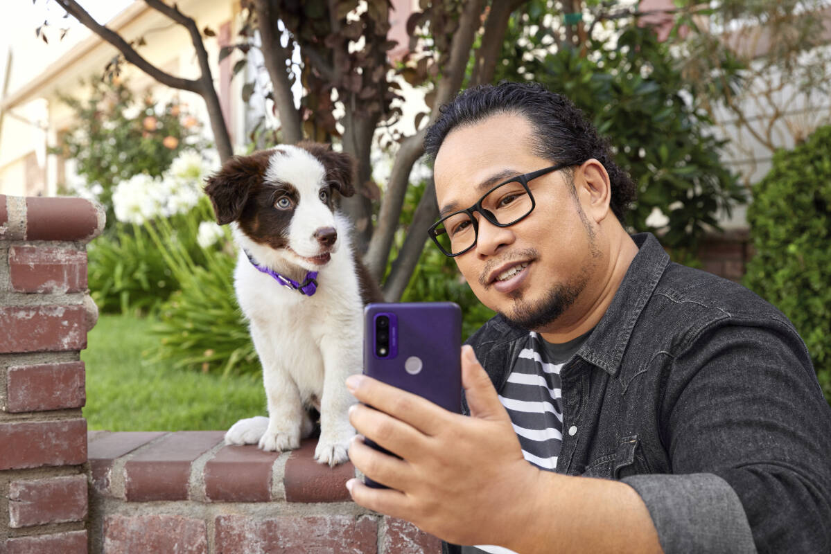 Take a more active role in preventative health care for your pet by downloading the TELUS Health MyPet app