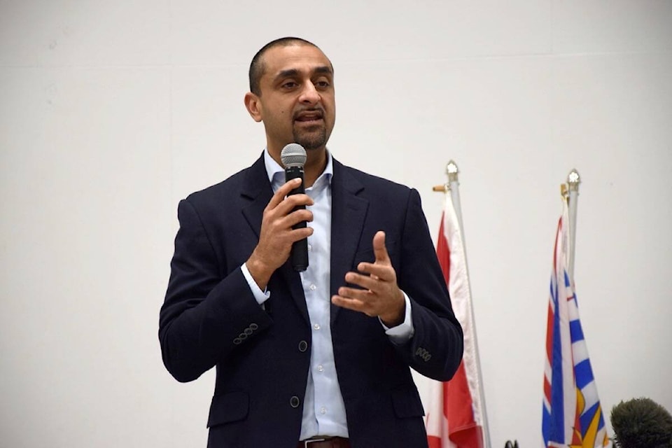 31519673_web1_230113-NDR-M-Jarvis-playground-opening-Ravi-Kahlon-1