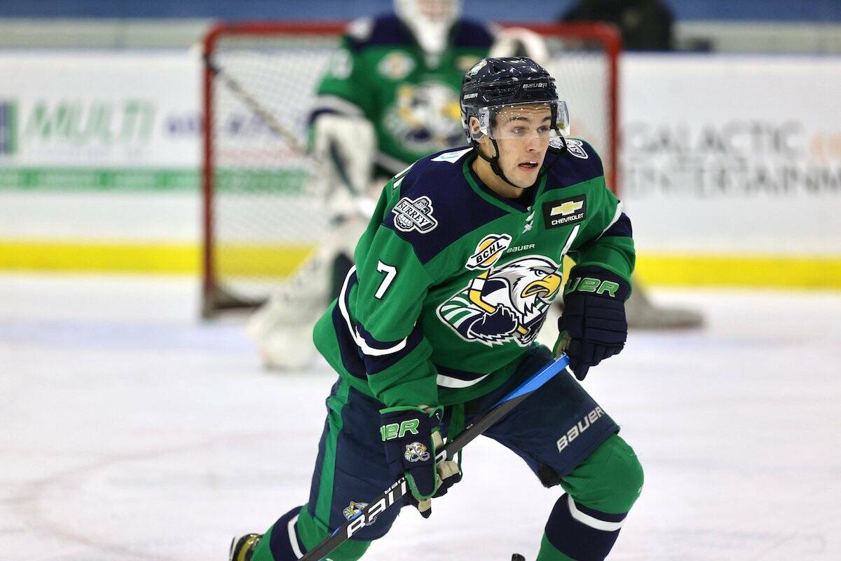 Ross Roloson in action with Surrey Eagles. (Photo: Twitter.com/SurreyEagles)