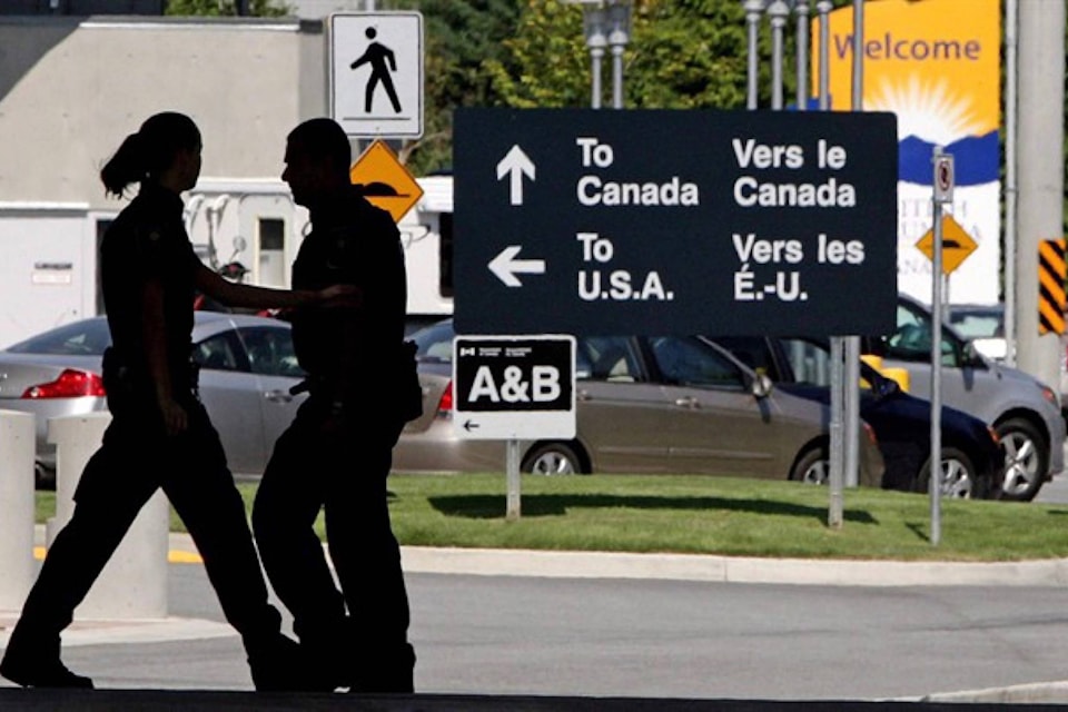 11554215_web1_20170920-KCN-M-border-crossing---surrey-bc