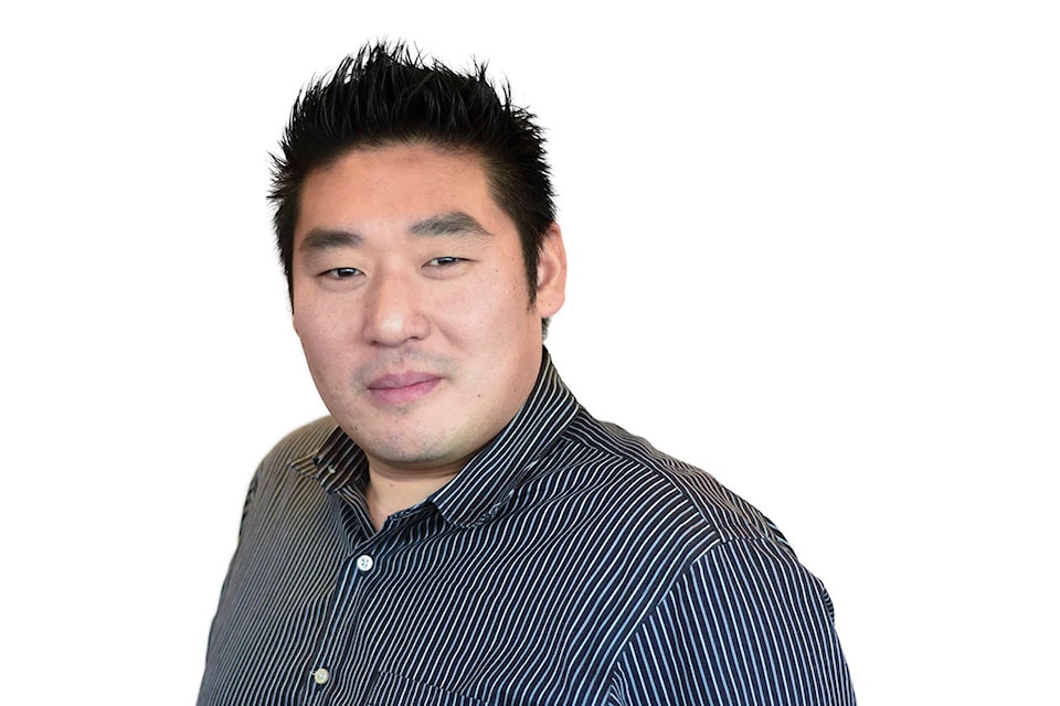 12782254_web1_Arnold-Headshot-AIM-003-1280-GPS