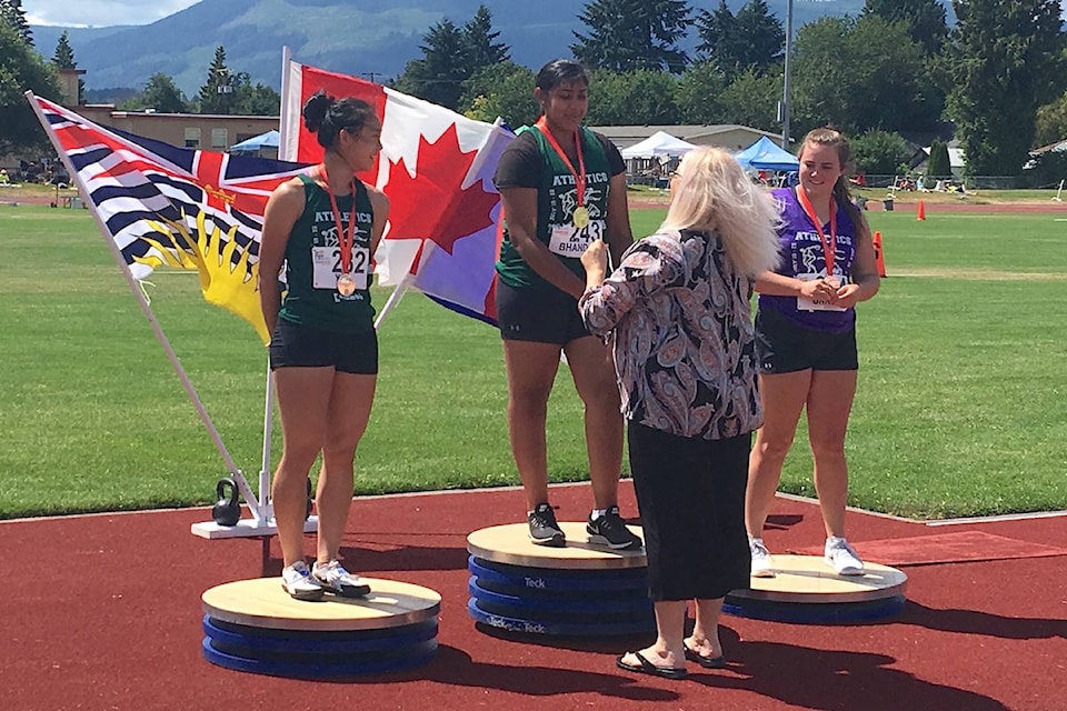 12813520_web1_BCGames_MedalCeremony