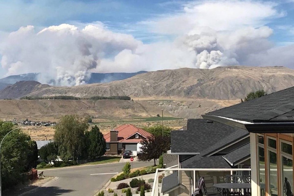 16833162_web1_13489410_web1_20170818-BPD-fire-ashcroft-backburn