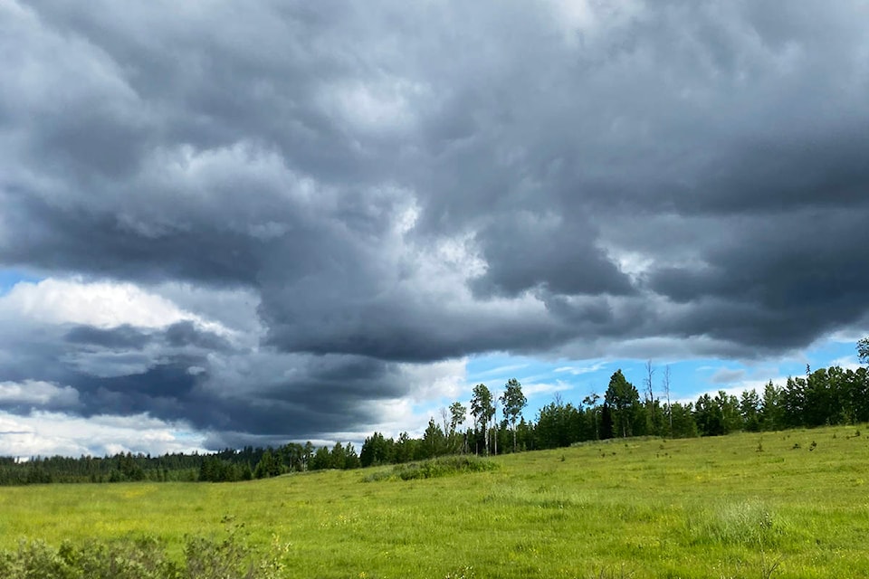 22018960_web1_200702-WLT-wet-weather-continues-stormclouds_1
