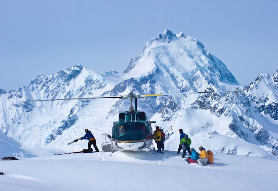 22803862_web1_200924-CMA-M-Bella-coola-heli