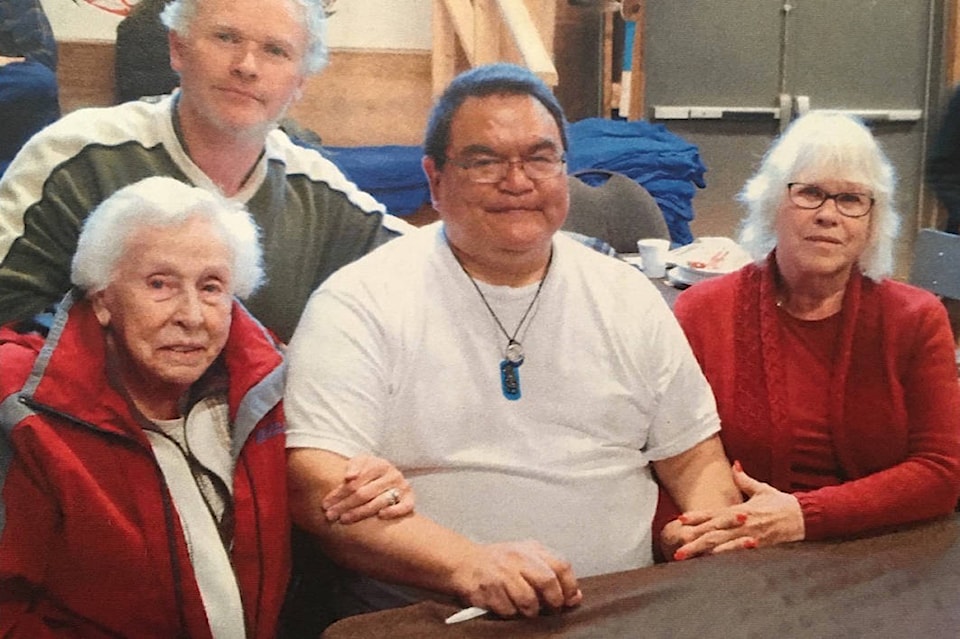 22997898_web1_190621-CMA-M-1542163493085-Phillip-with-family