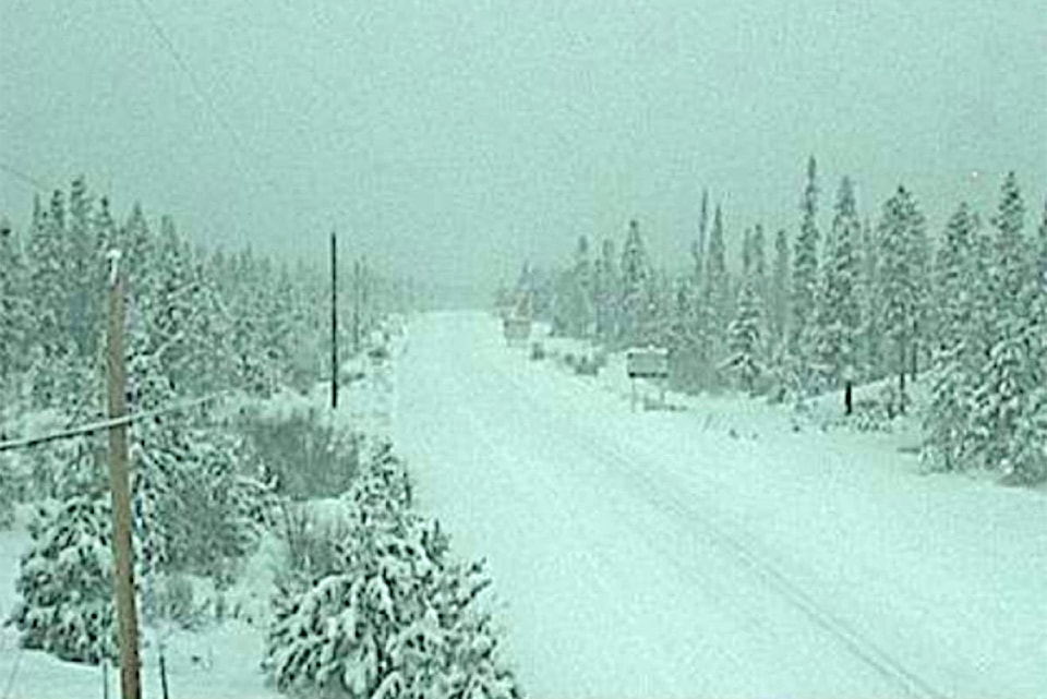 23100028_web1_WebcamAnahimLake