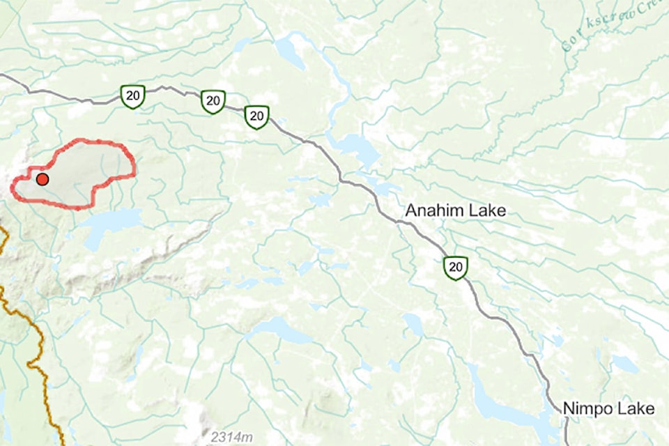 25803346_web1_210712-WLT-anahimlake-evacalert-fire_1