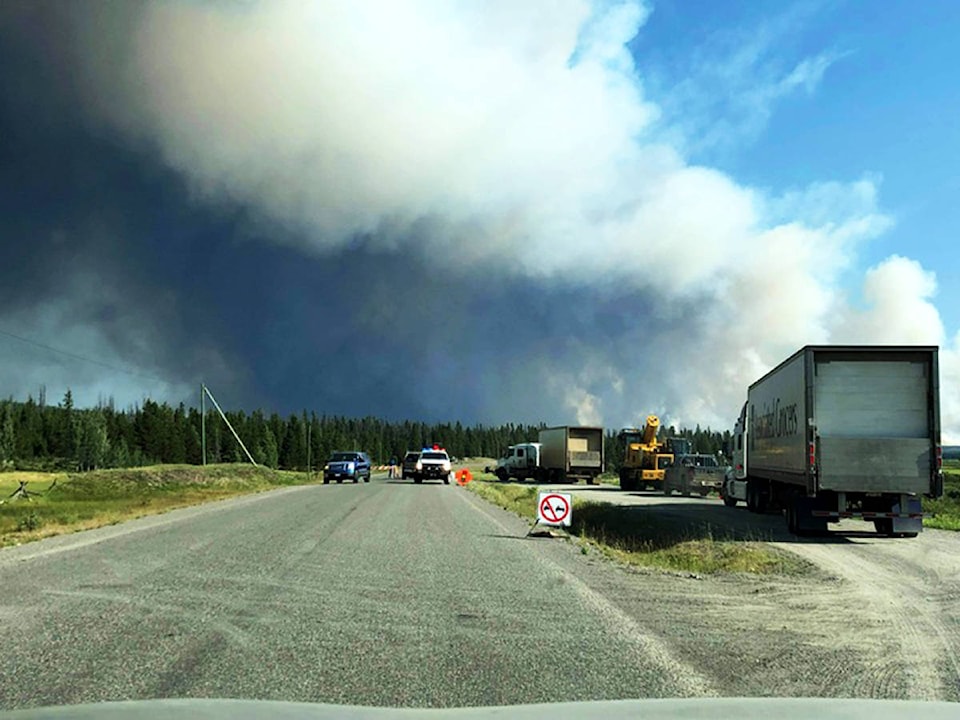 25843343_web1_210712-WLT-frontpage-firestories-highway20_1