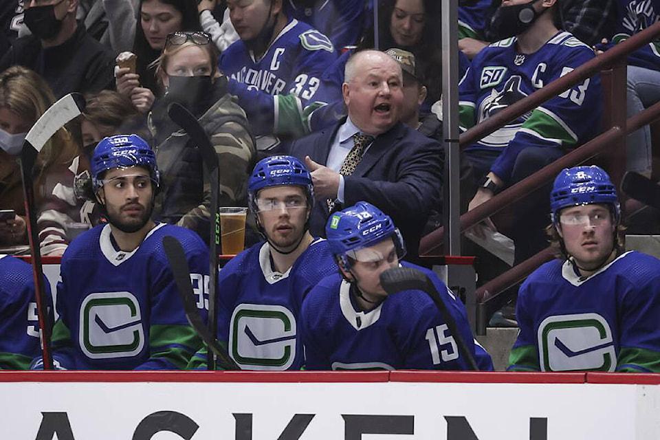 29009607_web1_220503-CPW-Canucks-Boudreau-bruce_1