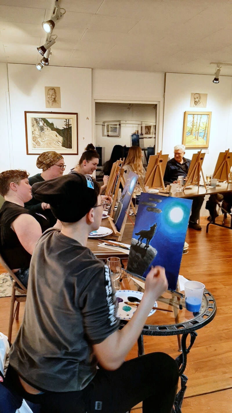 32503470_web1_230427-CMA-PaintNights_2