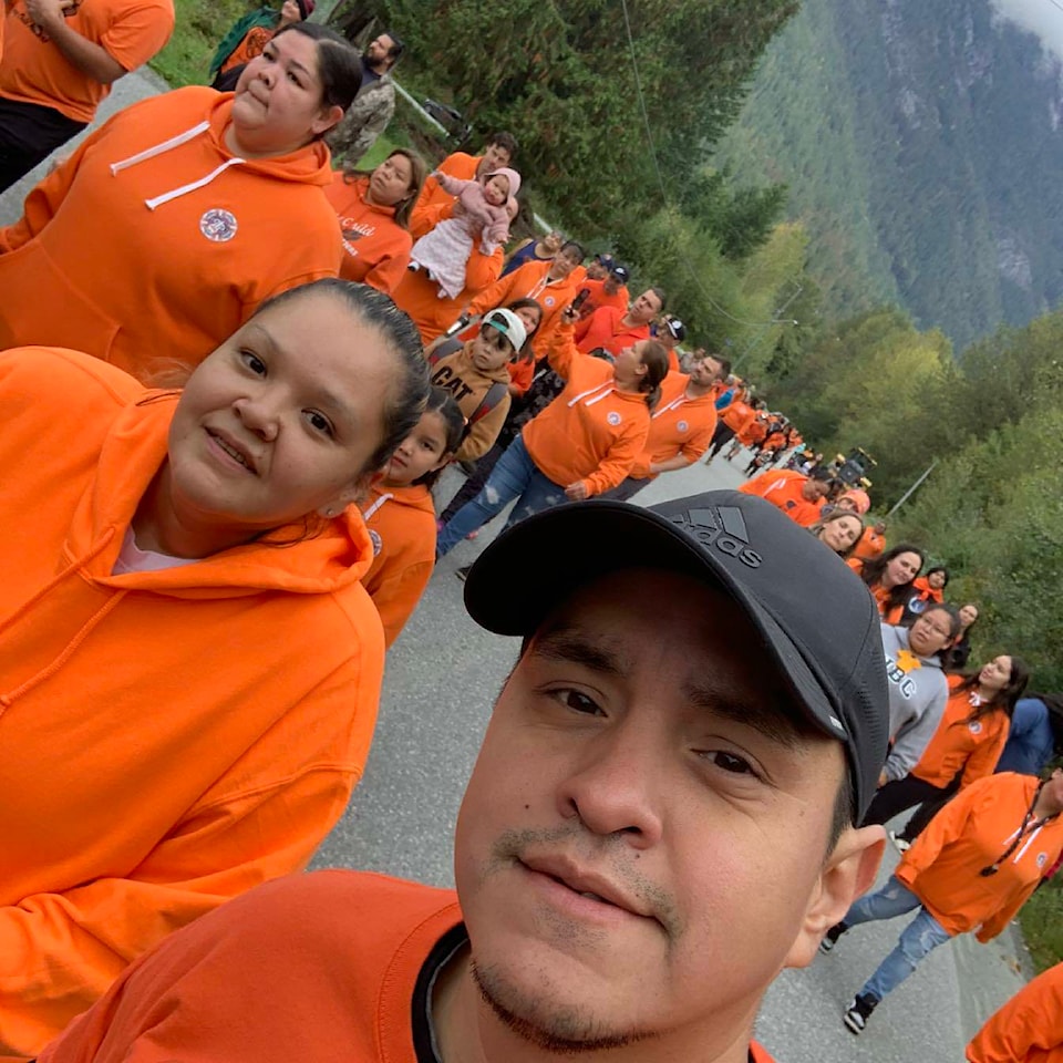 34119591_web1_231012-CMA-OrangeShirtWalk_1