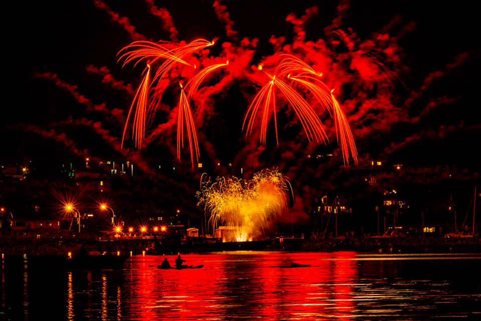 nautical-days-fireworks