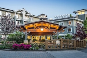 Discover life at Berwick Comox Valley during a garden party