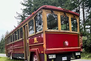 Comox Trolley Tour debuts at Summer Fest: A rolling start to a season of discovery