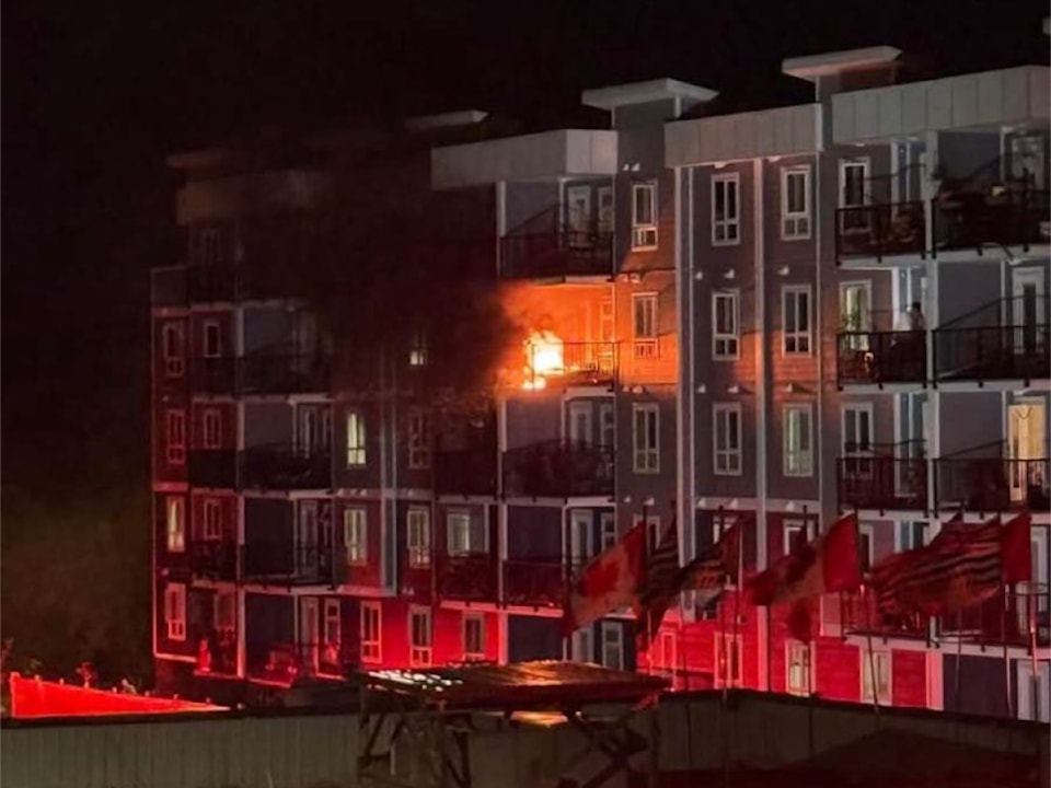 250723-cvr-apartment-fire