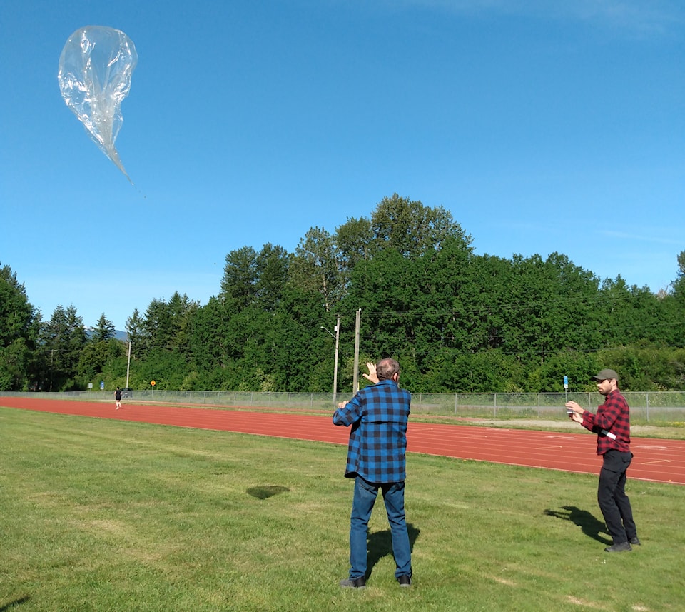 250625-cvr-mylar-balloon