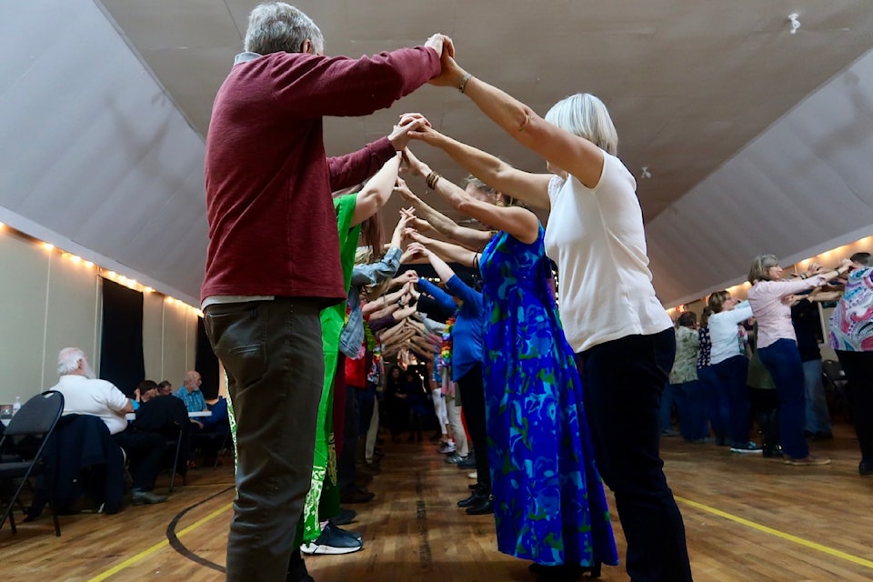 250305-cvr-contra-dancers
