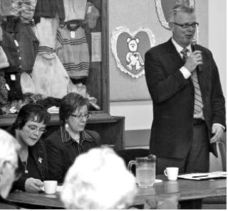 10936NewS.8.20110215125645.NDP_20110216