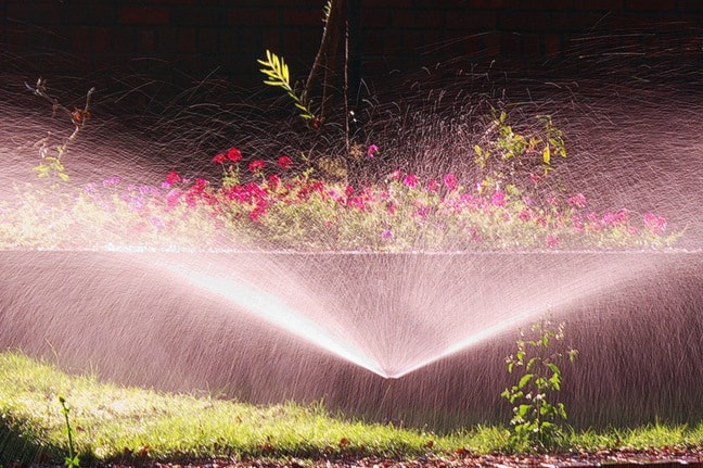 13534comox09sprinkler-waterrestrictions