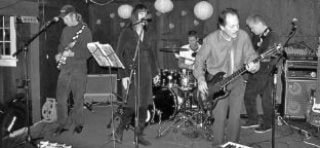 14446NewS.8.20110217124206.Toohot_20110218