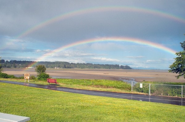 25621comox09rainbow