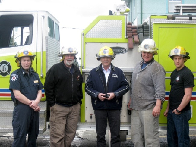 28627comox09firefighters