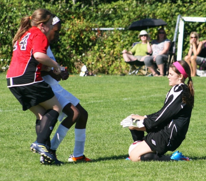 37074comox09youthsoccer