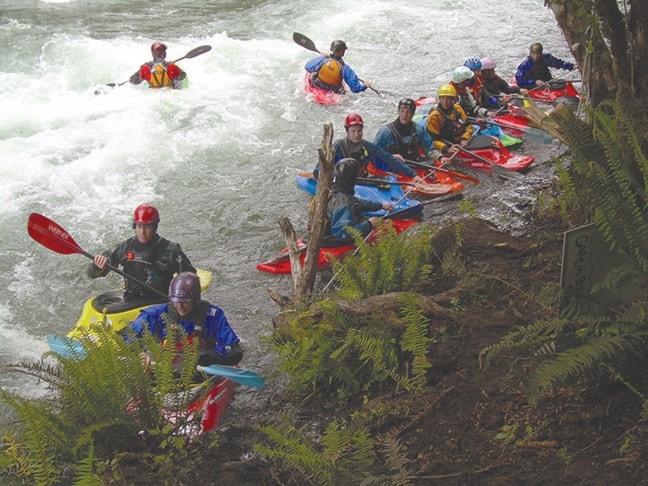 37750comox09Kayak