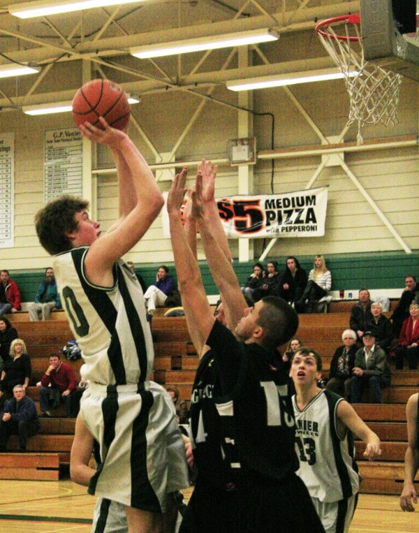 5302comox09vanhoops