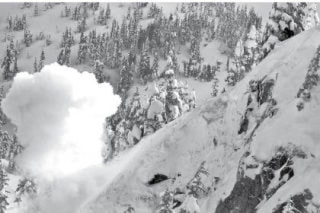 5956NewS.8.20110113171935.Avalanche_20110114