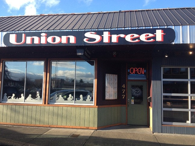 79852comox09170323-CVR-B-UnionStreetGrill