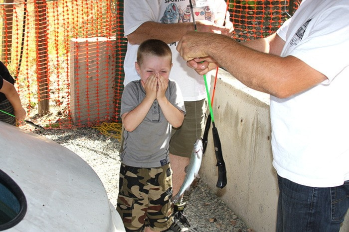 82823comox09fish-game-web