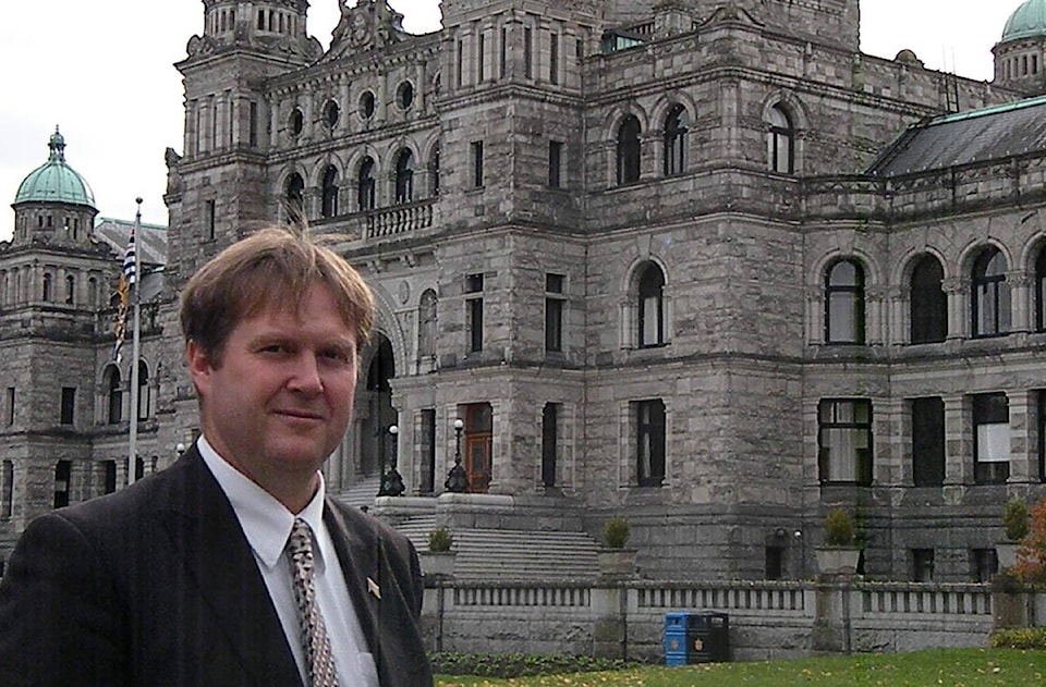 web1_Brooks-Dan-BCleg-15-1200